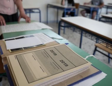Υποψήφιος Πανελληνίων έπαθε... Κυρ Αλέκο: «Ήμουν... καλός, καλός» (βίντεο)